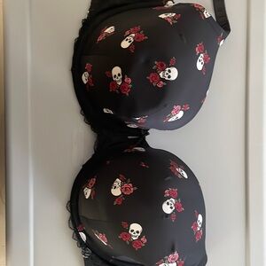 Black skull and rose bra